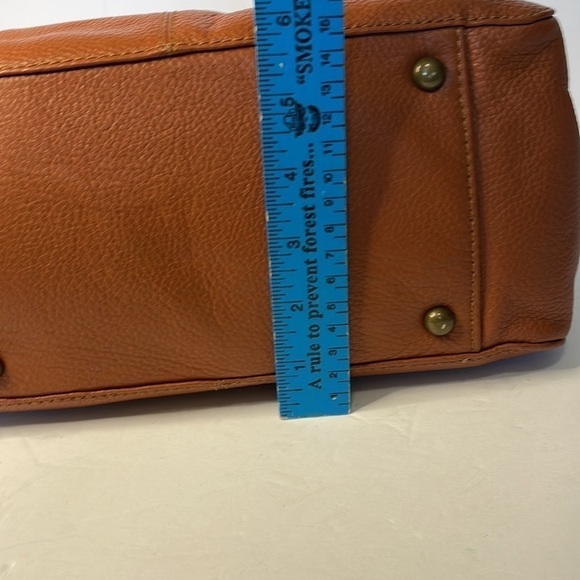 Rachel Roy Brown Whiskey Leather Bag With Wooden Handles and Crossbody Strap - Picture 6 of 15